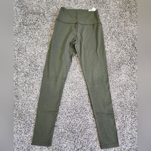 Aerie Green Offline OG Legging Size M NWT